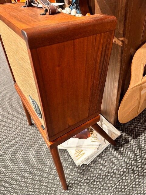 Product Supporting Image