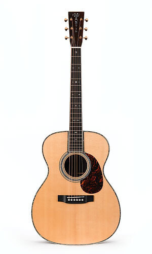 Martin 00042 Standard Series Auditorium Acoustic Guitar In Case