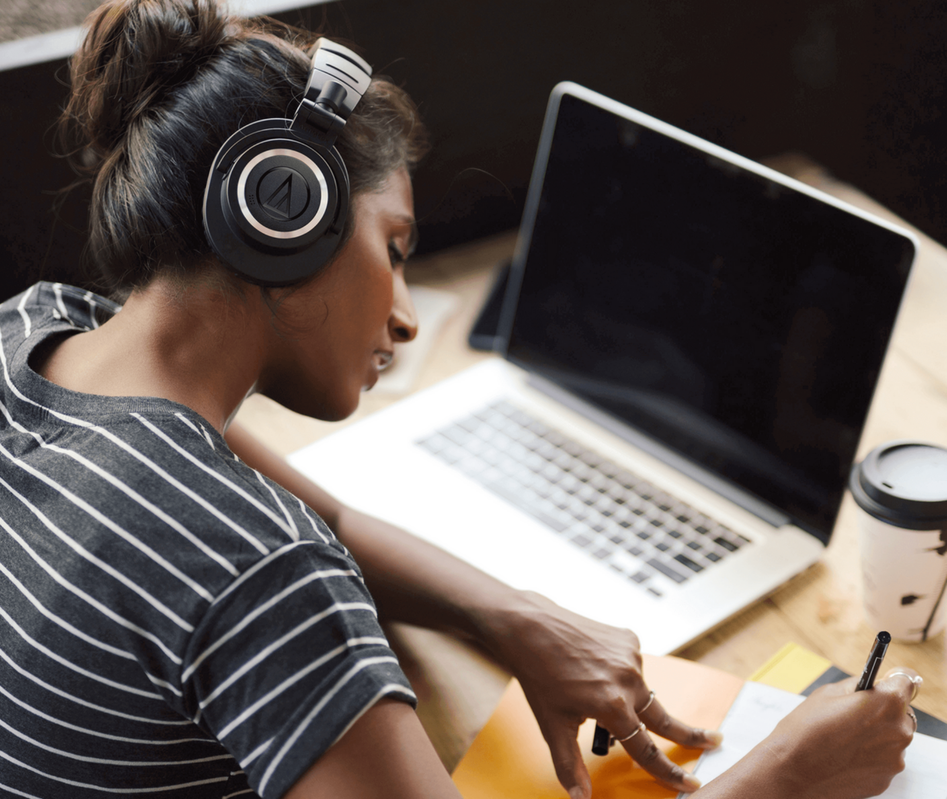 Audio Technica ATH-M50XBT2 Bluetooth Studio Heaphones