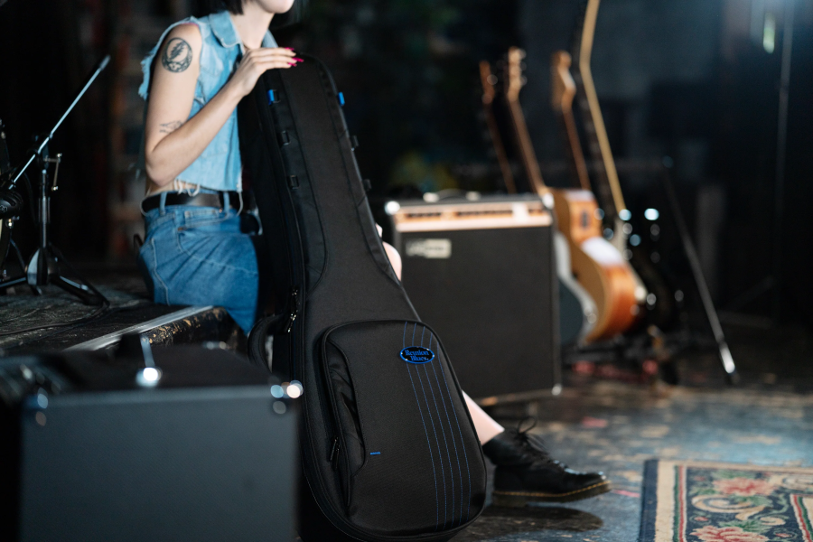 Reunion Blues RBC232E - Mooloolaba Music