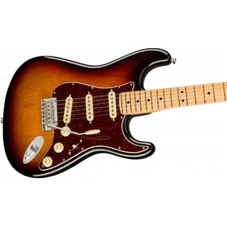 Fender American Professional II Stratocaster¨, Maple Fingerboard, 3-color Sunburst