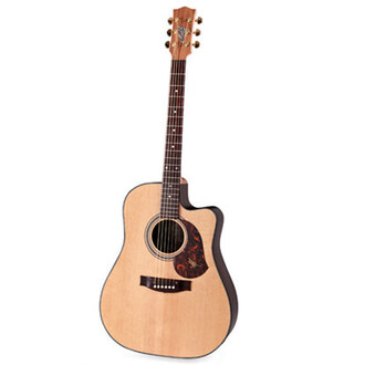 Maton Er90C Dreadnought Acoustic-Electric Guitar With Solid Wood & Case