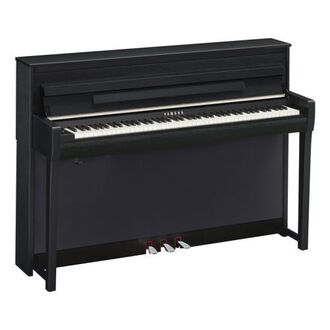 Yamaha Clavinova CLP685B Digital Piano Black w/GrandTouch Action