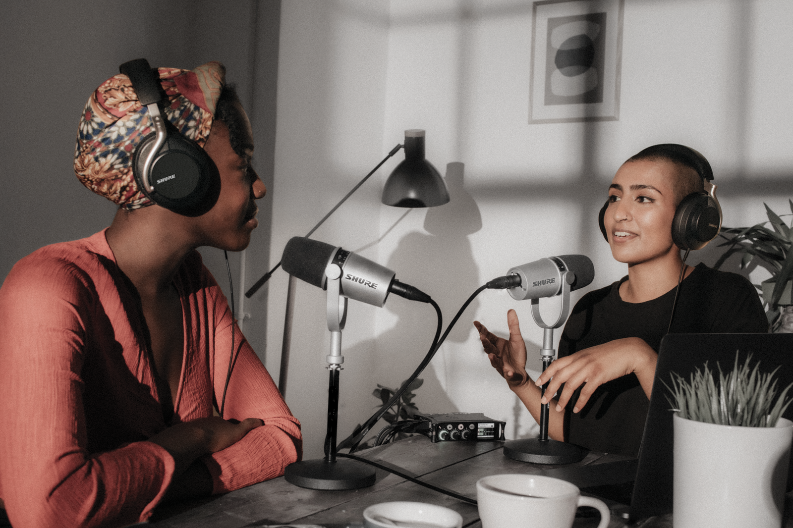 Discover the Perfect Shure MOTIV™ Microphone for You